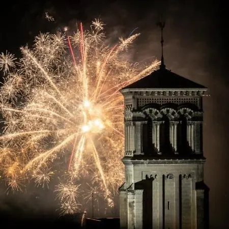 Hyper Centre De - 44 * Valence (Drome)