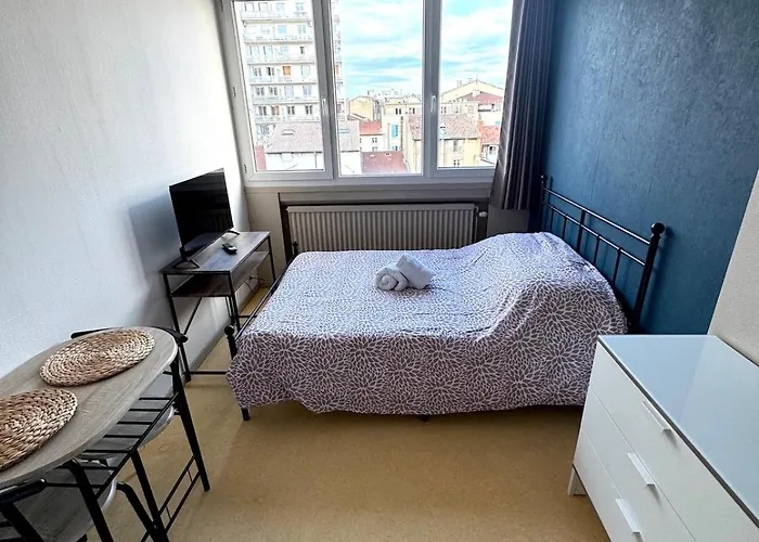 Hyper Centre De - 44 Valence (Drome)